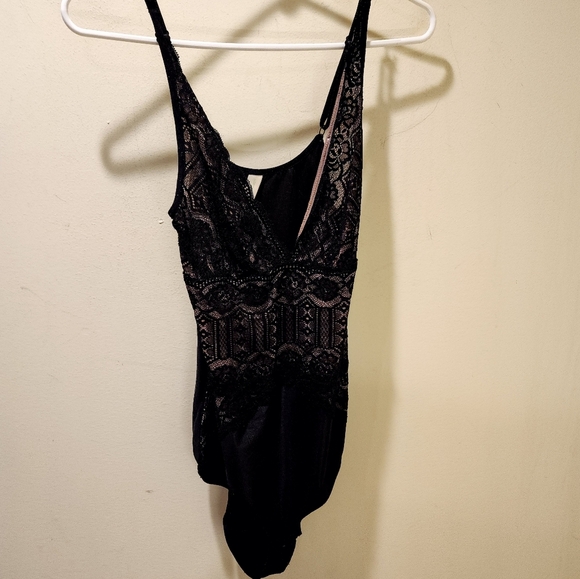 Adrenaline Vittadini Women's Black Lace Lengerie Bodysuit size L - Picture 3 of 11